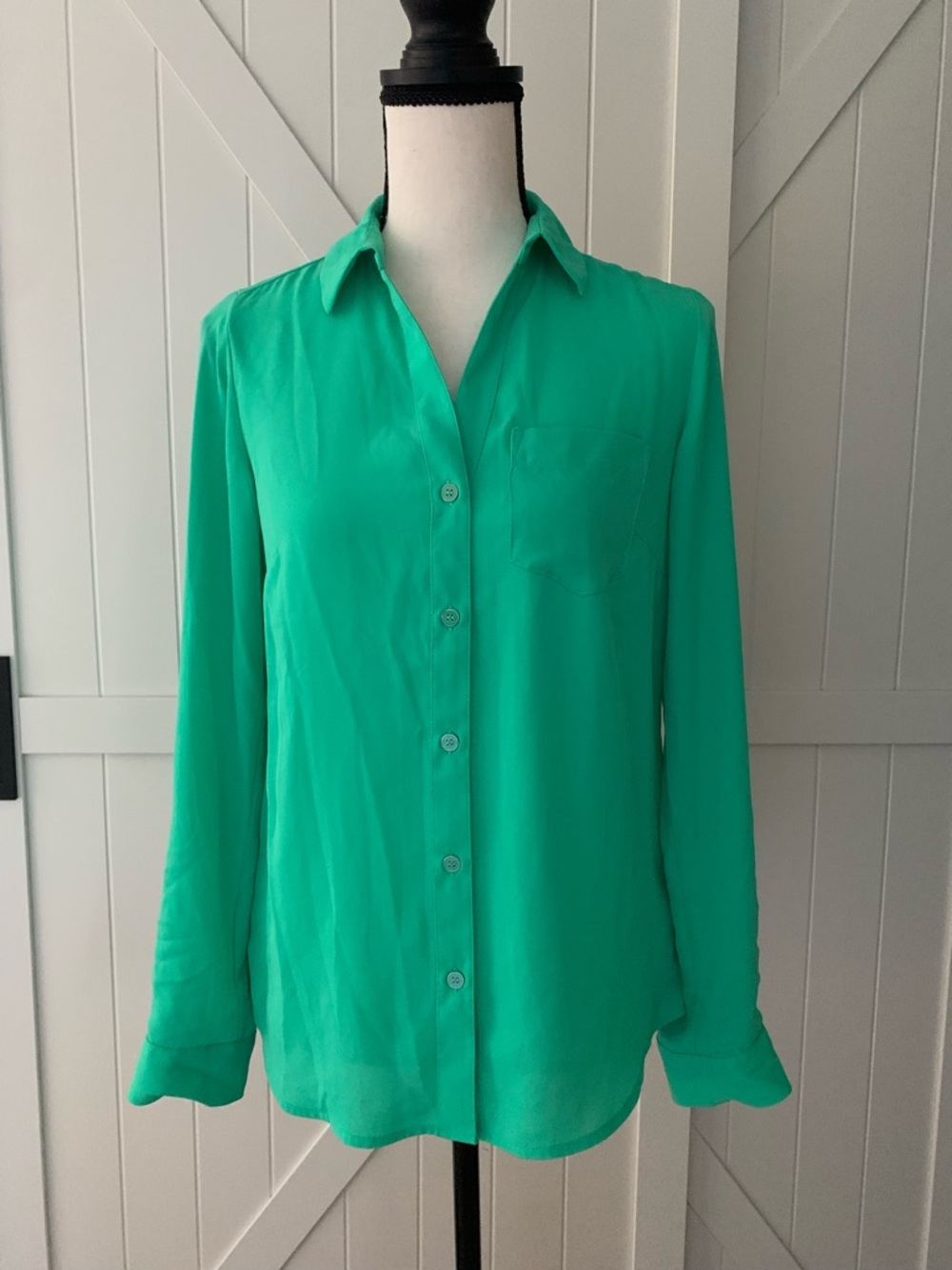 The Limited Ashton Green Button Front Blouse XS Roll Tab Sleeve Top